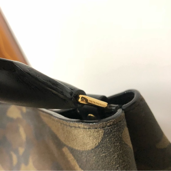 Burberry Prorsum Suede Camouflage Bucket Bag - Picture 7 of 8